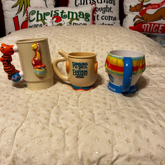 Vintage Ringling Bros and Barnum Bailey Circus 3 cups - Picture 3 of 4